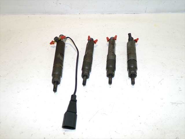 Foto 1ª: Inyectores Seat Ibiza 1.9 SDI 6L, 2002-2008 [ASY] (2004)