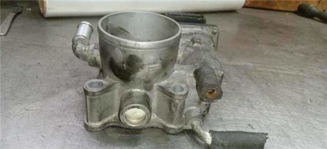 Foto 3ª: Caja Mariposa Suzuki Swift 1.6 ROCK AM RING (3-PTAS.) [1.6 LTR. - 92 KW 16V CAT] [M16A]