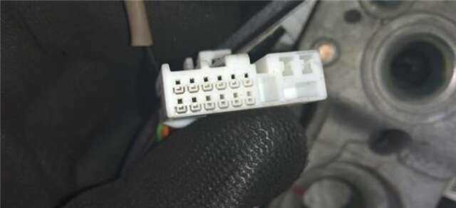 Foto 3ª: Volante Motor Kia Rio 1.2 16V [G4LA]