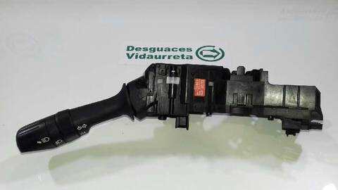 Foto 3ª: Mando Luces Toyota Auris 1.8 16V HIBRIDO) 99CV 73KW [2ZR] (2014)