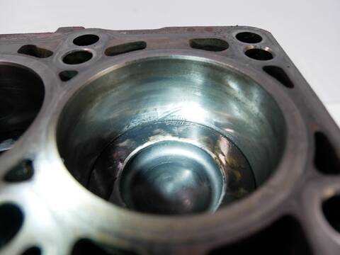Foto 3ª: Bloque Motor Audi A3 105 CV 77KW [CAYC CAY]