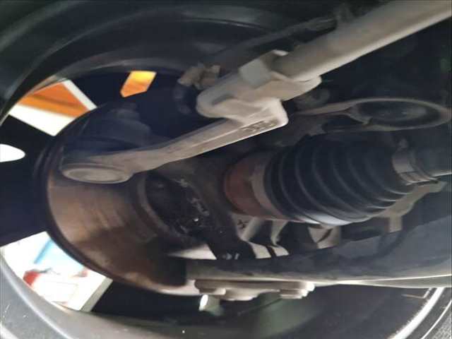 Mangueta Delantera Izquierda Peugeot 208 1.2 PURETECH 100 101CV 74KW