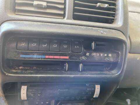 Mando Calefacción A. A. Suzuki Santana V04V 87CV