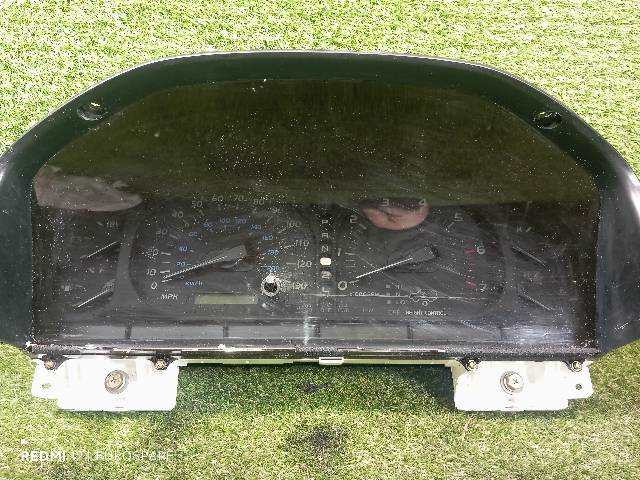 Foto 2ª: Cuadro de Instrumentos Lexus LX 4.7 G 470 V8 (2002)