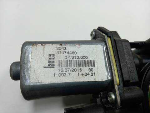 Foto 3ª: Elevalunas Eléctrico Delantero Derecho Ford Ka 169A4000 (2015)