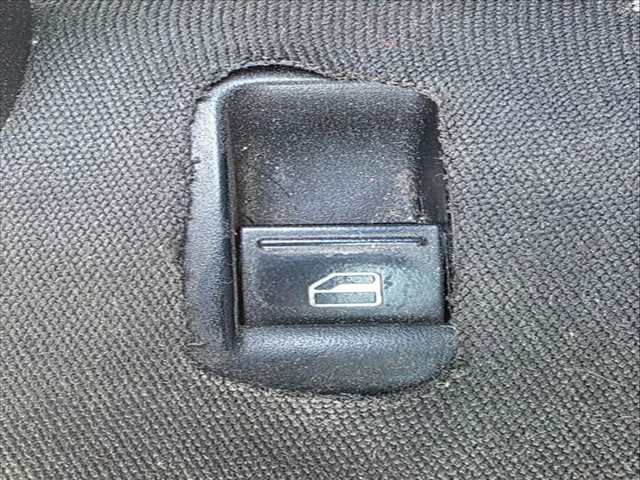 Botonera Elevalunas Volkswagen Polo ADVANCE 90CV 66KW