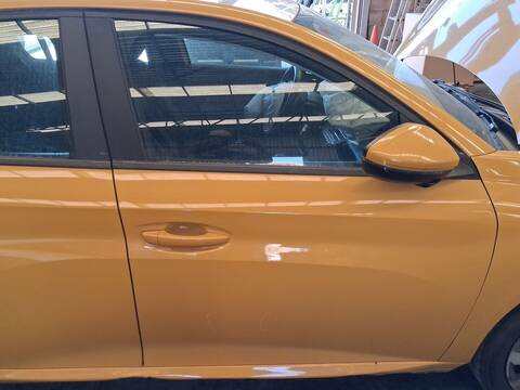 Puerta Delantera Derecha Peugeot 208 1.2 PURETECH 100 101CV 74KW