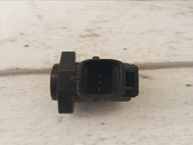 Foto 3ª: Caja Reles Fusibles Suzuki Vitara 1.6 G I  16V 3 PUERTAS [G16B] (1995)