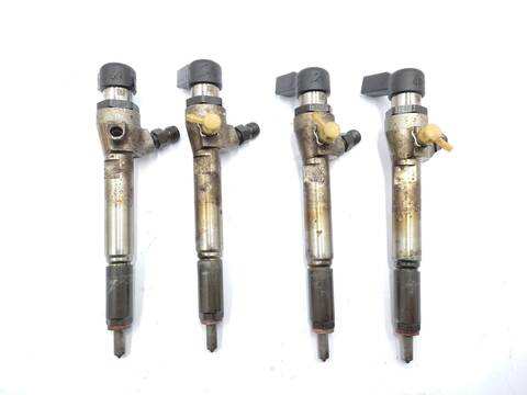 Foto 1ª: Inyectores Renault Scenic 1.5 DCI JM1E) 106CV 78KW GRAND JM0/1_) [K9K732] (2007)