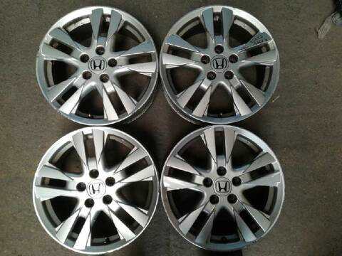 Juego LLantas Honda Civic 1.8 EXECUTIVE BERLINA 140CV 103KW