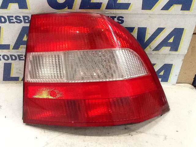 Piloto Trasero Derecho Opel Vectra 1.6 16V