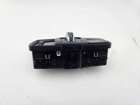 Foto 3ª: Mando Luces Bmw Serie 1 114 116D 116CV 85KW [B37D15A] (2016)