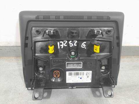 Foto 2ª: Sistema GPS Renault Captur TCE 140 HFN0) 140CV 103KW [H5H490] (2022)