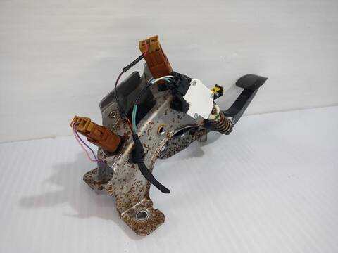 Foto 3ª: Pedal Embrague Nissan Qashqai ACENTA 116CV [HRA2DDT] (2013)