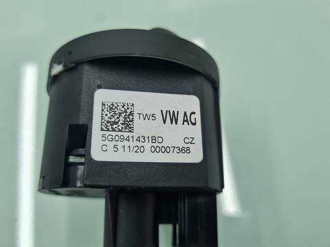 Foto 3ª: Mando Luces Volkswagen Tiguan SPORT BMT 150CV 110KW [DFGA] (2020)
