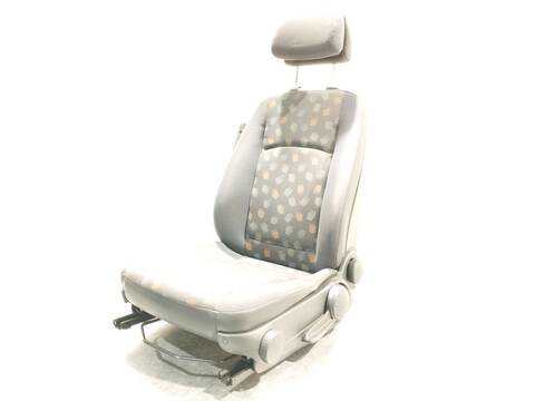 Foto 2ª: Asiento Delantero Izquierdo Mercedes Vito 108 CDI 2.2 638.094) 82CV 60KW FURGONETA [OM 611.980] (2001)