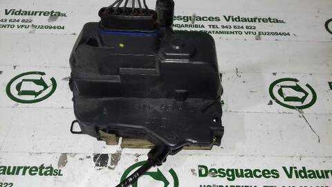 Foto 2ª: Cerradura Puerta Trasera Derecha Renault Scenic 1.9 DCI DIESEL 120CV 88KW [F9Q D8] (2003)