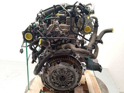 Foto 2ª: Motor Completo Dacia Sandero TCE 90 B8M1 B8MA) 90CV 66KW [H4B400] (2015)