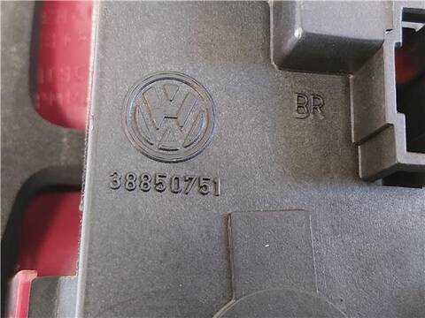 Foto 3ª: Piloto Trasero Izquierdo Volkswagen Golf 1.9 HIGHLINE 110CV 81KW [AHF] (1999)