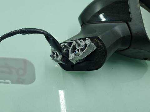 Foto 4ª: Retrovisor Derecho Renault Clio EQUILIBRE 100CV 74KW [K9K876] (2023)