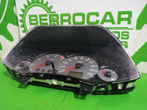 Foto 2ª: Cuadro de Instrumentos Ford Focus TREND BERLINA 101CV 74KW [FFDA] (2004)