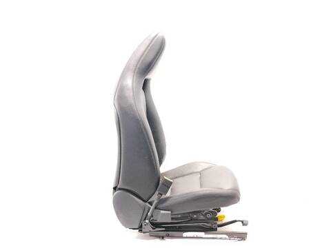 Foto 2ª: Asiento Delantero Izquierdo Mercedes Clase CLA Coupe CLA 220 CDI 117.303) COUPE [OM 651.930] (2013)