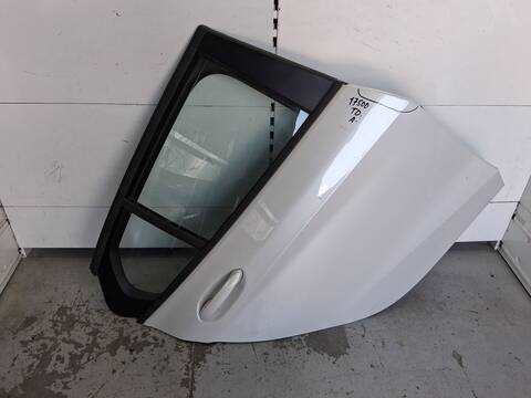 Puerta Trasera Derecha Bmw Serie 1 116 2.0 D F40)