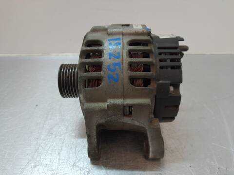 Foto 4ª: Alternador Renault Laguna 2.0 135CV 99KW [F4R J7] (2002)