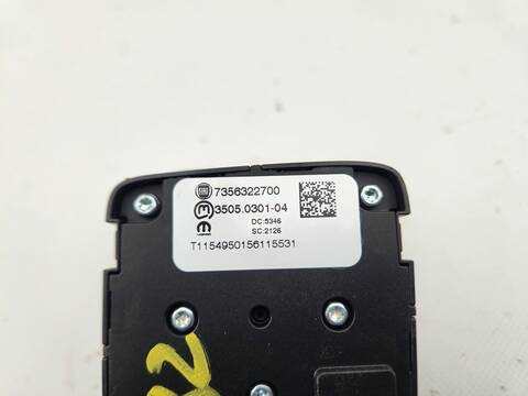 Foto 2ª: Mando Multifuncion Jeep Renegade LONGITUDE 4WD 120CV 88KW [55263087] (2016)