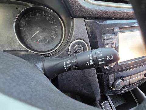 Mando Luces Nissan Qashqai TEKNA 4X4 131CV 96KW