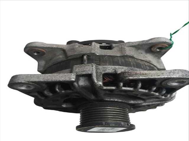 Foto 2ª: Alternador Renault Kadjar 1.6 DCI 130 HLA4) (2015)