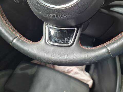Foto 2ª: Volante Audi A3 AMBIENTE QUATTRO 150CV 110KW [CRBC] (2019)