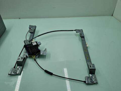 Foto 1ª: Elevalunas Eléctrico Delantero Izquierdo Mercedes Citan 108/109/111 CDI LARGO 415.703) 116CV 85KW [607951] (2018)