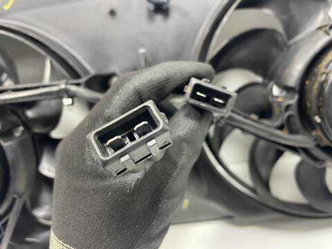 Foto 2ª: Electroventilador Volkswagen Transporter AJT (2002)