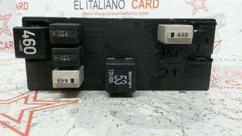 Foto 2ª: Caja Reles Fusibles Volkswagen Golf BERLINA (2003)