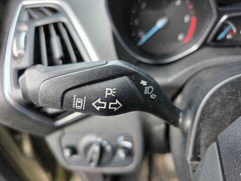 Mando Luces Ford Kuga VIGNALE 179CV 132KW