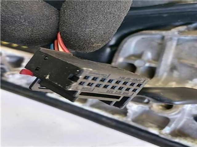 Foto 3ª: Retrovisor Derecho Volkswagen Golf 1.9 TDI 105CV 77KW [BKC] (2005)