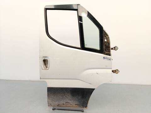 Puerta Delantera Derecha Iveco Daily 33S15 35S15 35C15 146CV 107KW