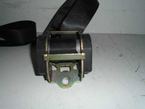Foto 2ª: Cinturón Trasero Izquierdo Hyundai Accent GL 4P 86CV 63KW [G4EA] (2006)