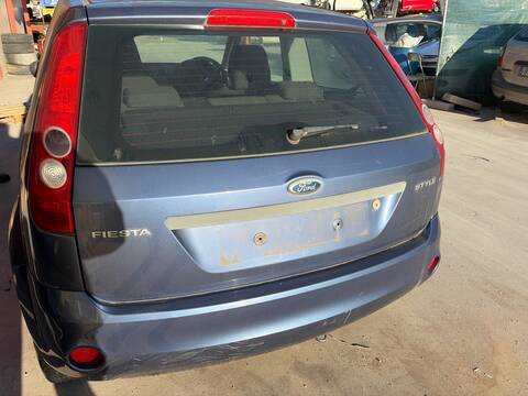Foto 1ª: Portón Ford Fiesta VERSION INDEFINIDA (2003)