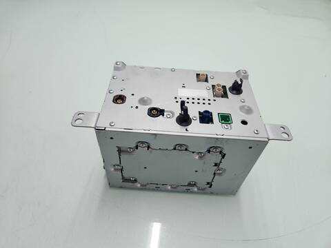 Foto 2ª: Sistema GPS Volvo XC 40 MOMENTUM PRO 2WD 163CV 120KW [B3154T2] (2020)