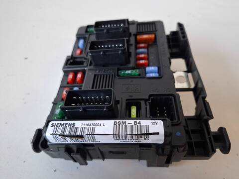 Foto 2ª: Caja Reles Fusibles Citroen C3 1.4 HDI AUDACE 68CV (2016)
