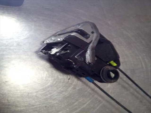 Foto 3ª: Cerradura Puerta Trasera Izquierda Toyota Auris LUNA 90CV 66KW [1NDTV] (2008)