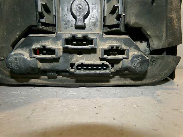 Foto 3ª: Piloto Trasero Derecho Volkswagen Golf 1.9 TDI SERIE 4,1998-2004 [AHF] (1999)