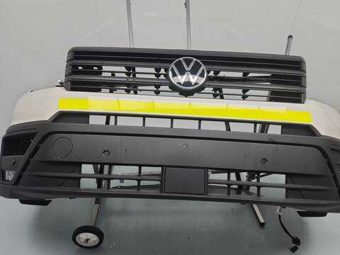 Foto 4ª: Paragolpes Delantero Volkswagen Crafter 2.0 TDI 140CV 103KW FURGONETA [DNAE] (2025)