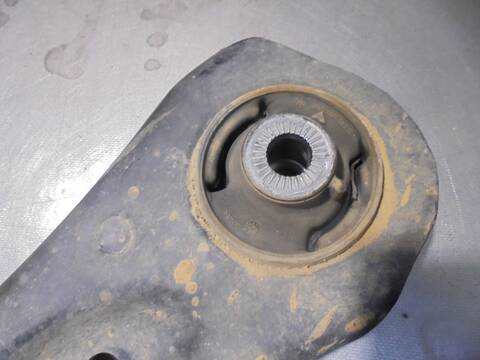 Foto 3ª: Brazo Suspension Delantero Derecho Seat Leon 1.2 TSI 105CV 77KW [CJZ] (2014)