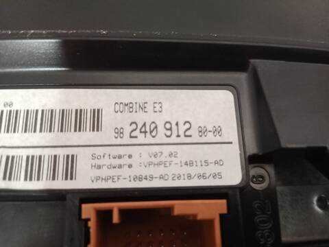 Foto 3ª: Cuadro de Instrumentos Citroen C4 G CACTUS FEEL [YH01] (2018)