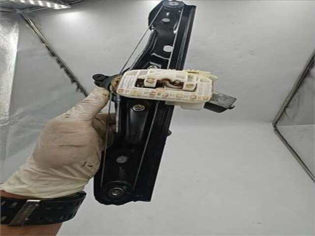 Elevalunas Eléctrico Trasero Derecho Bmw Serie 1 114 2.0 120D [2.0 LTR. - 120 KW 16V DIESEL]