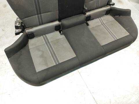 Foto 3ª: Asientos Traseros Bmw X1 SDRIVE 20 D 177CV 130KW [N47 D20 C] (2010)