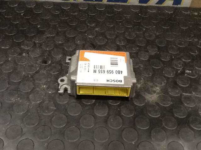 Foto 2ª: Centralita Airbag Audi A6 2.7 AVANT BERLINA 0CV [ARE] (2001)